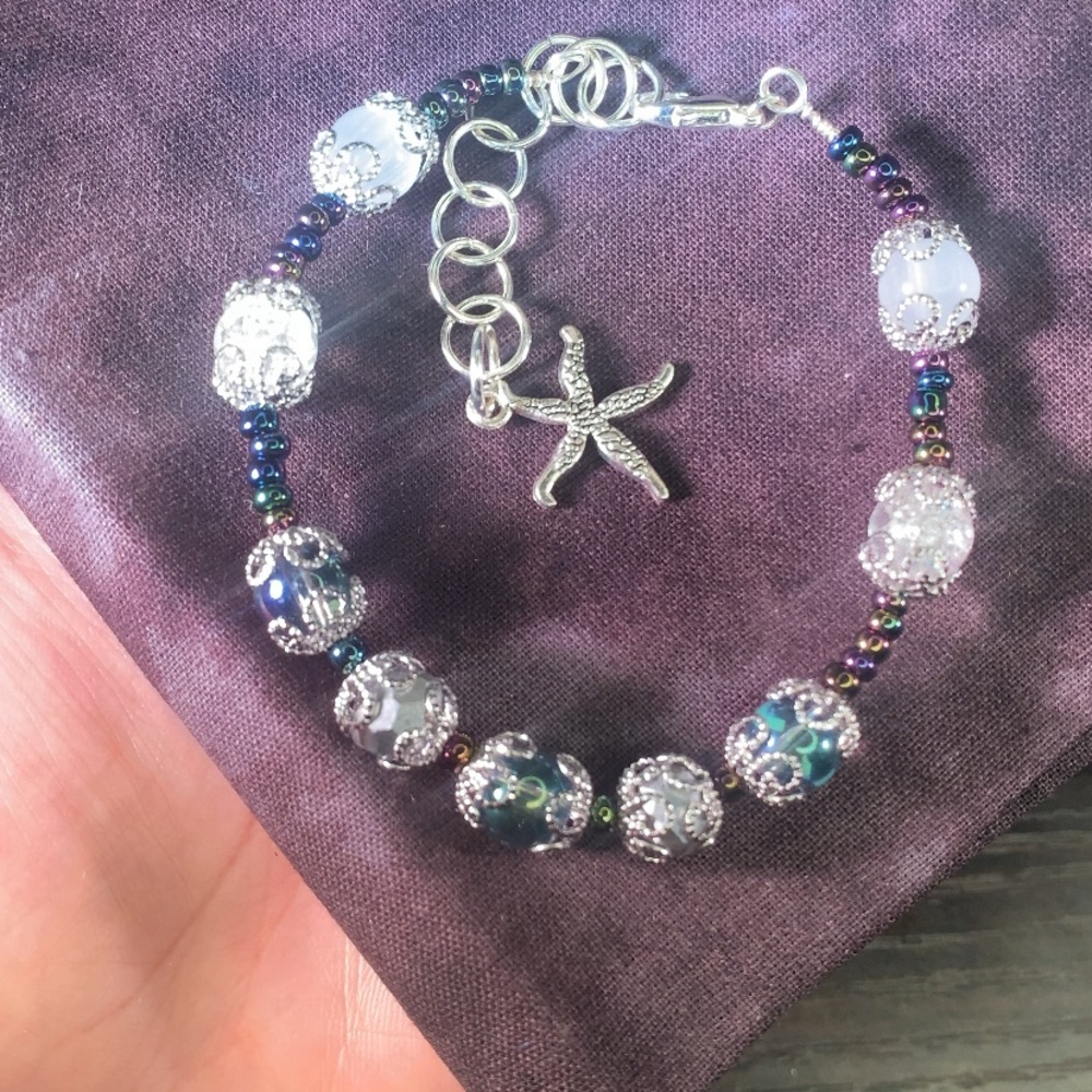 —- SOLD —- SEA CRYSTAL — Handmade Glass Beaded Ocean Bracelet w Starfish Charm - Picture 2 of 3